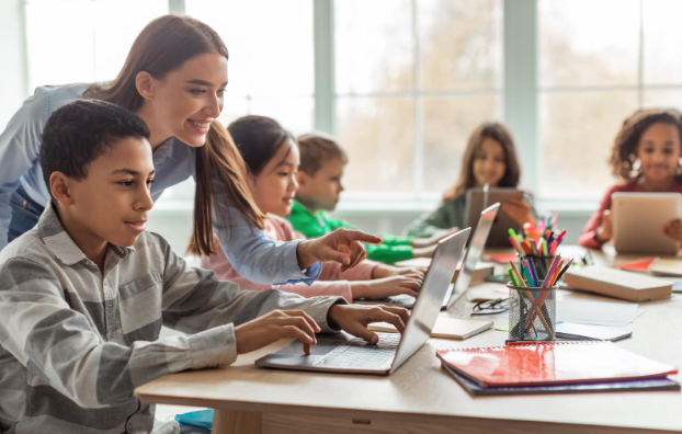 Teacher working with Students